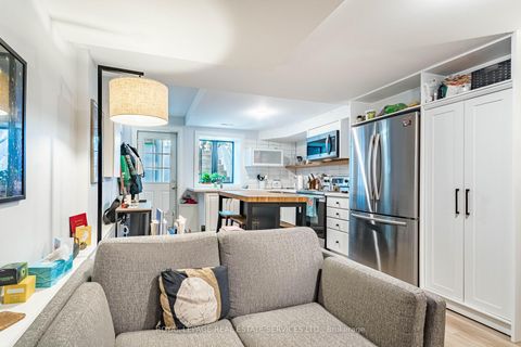 Photo 36 at 238 Garden Avenue, Swansea, Toronto