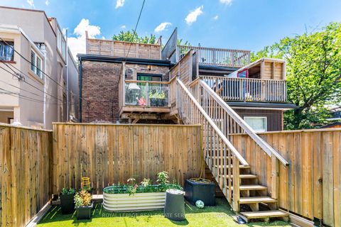 Photo 39 at 238 Garden Avenue, Swansea, Toronto