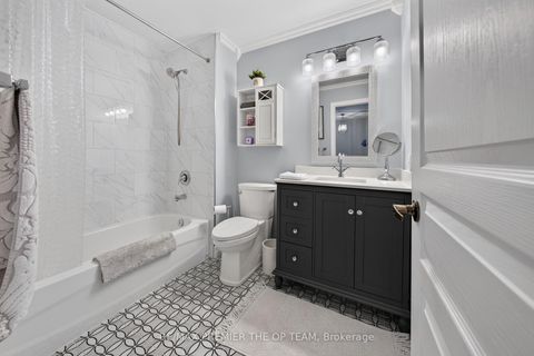 Photo 26 at 3 Sedgewick Place, Vellore Village, Vaughan