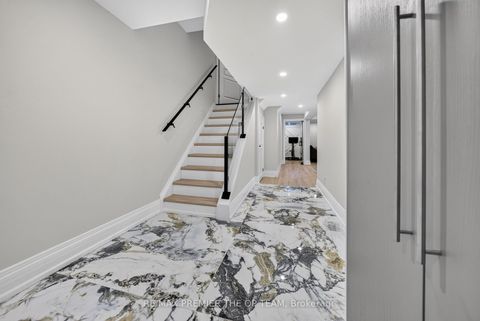 Photo 27 at 3 Sedgewick Place, Vellore Village, Vaughan