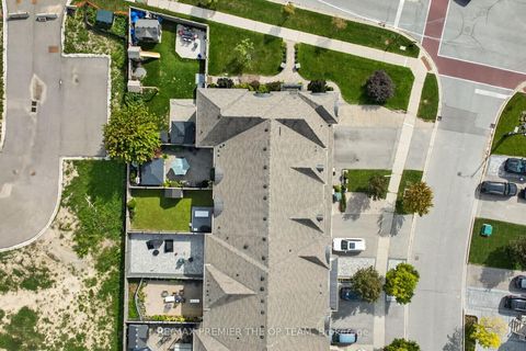 Photo 39 at 3 Sedgewick Place, Vellore Village, Vaughan