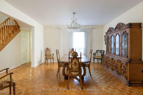 Photo 12 at 239 Seaton Street, Moss Park, Toronto
