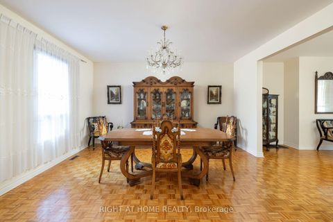 Photo 13 at 239 Seaton Street, Moss Park, Toronto