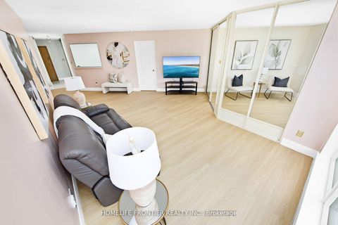 Photo 4 at 440 - 22 Southport Street, Swansea, Toronto
