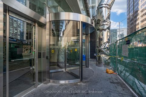 Photo 32 at 4710 - 1 Bloor Street E, Bay Street Corridor, Toronto