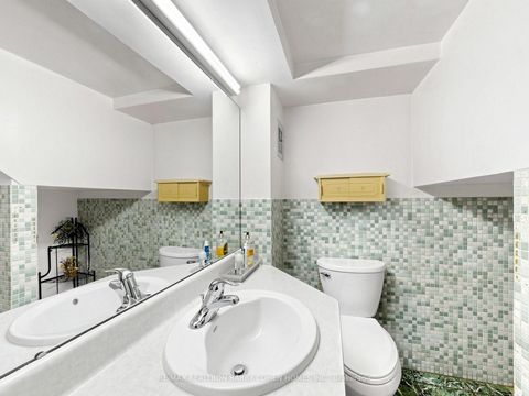 Photo 19 at 37 Tefley Road, Newtonbrook West, Toronto