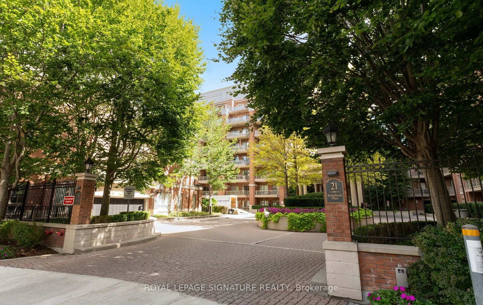 337 - 21 Burkebrook Place, York Mills, Toronto 
