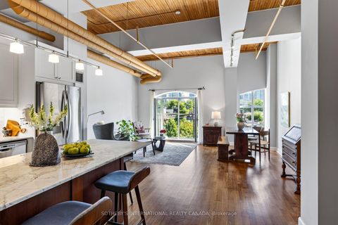 Photo 8 at 208 - 993 Queen Street W, Bellwoods, Toronto