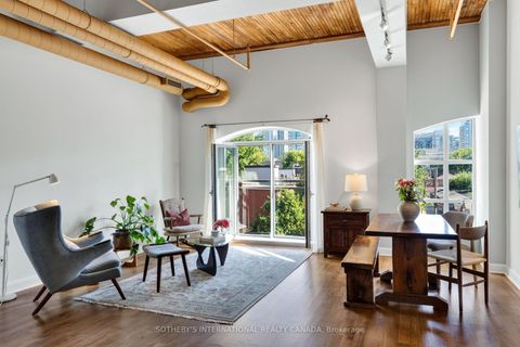 Photo 10 at 208 - 993 Queen Street W, Bellwoods, Toronto