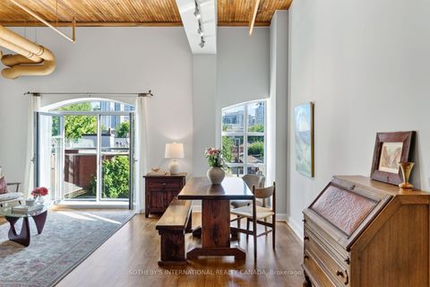 Photo 16 at 208 - 993 Queen Street W, Bellwoods, Toronto