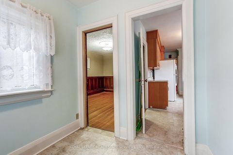 Photo 11 at 15 Oakview Avenue, High Park North, Toronto