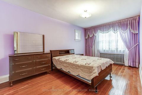 Photo 17 at 15 Oakview Avenue, High Park North, Toronto