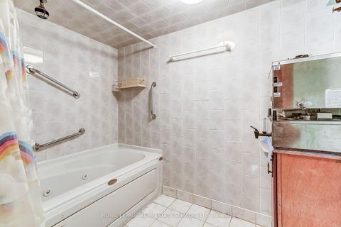 Photo 30 at 15 Oakview Avenue, High Park North, Toronto
