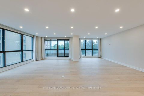 Photo 5 at 306 - 1 Concorde Place, Don Mills, Toronto