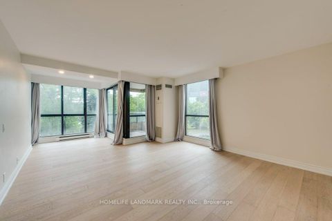 Photo 15 at 306 - 1 Concorde Place, Don Mills, Toronto