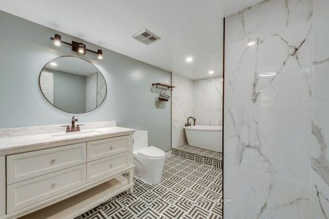 Photo 16 at 306 - 1 Concorde Place, Don Mills, Toronto
