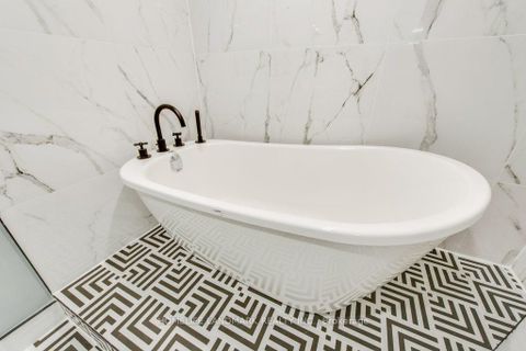 Photo 18 at 306 - 1 Concorde Place, Don Mills, Toronto
