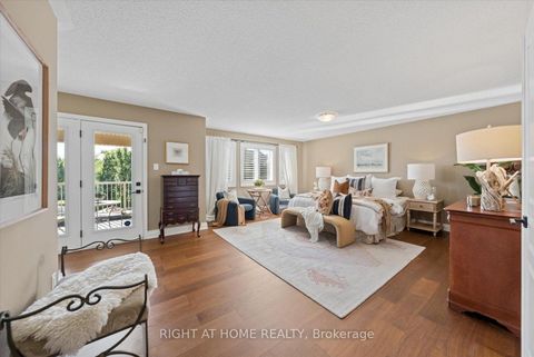 Photo 19 at 12 Roderick Court, Jefferson, Richmond Hill