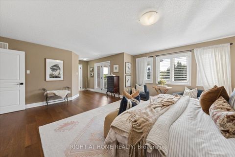 Photo 21 at 12 Roderick Court, Jefferson, Richmond Hill