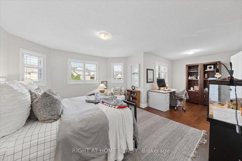 Photo 25 at 12 Roderick Court, Jefferson, Richmond Hill