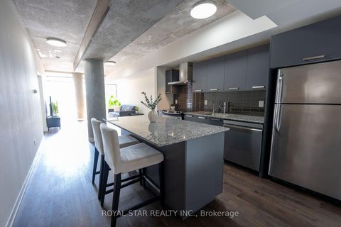 Photo 8 at 623 - 95 Bathurst Street, Waterfront Communities C1, Toronto