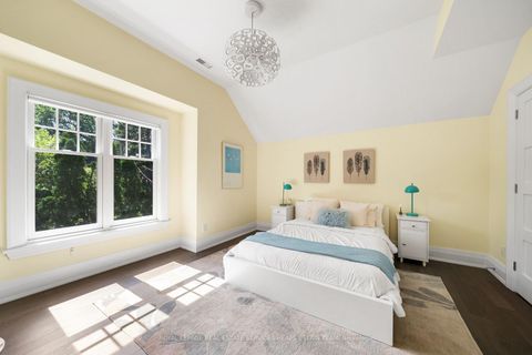 Photo 34 at 34 Lambeth Road, Humber Valley, Toronto