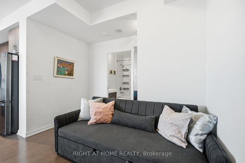 Photo 11 at 1012 - 70 Forest Manor Road, Henry Farm, Toronto