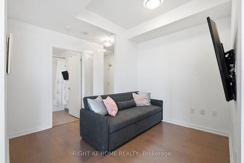 Photo 12 at 1012 - 70 Forest Manor Road, Henry Farm, Toronto