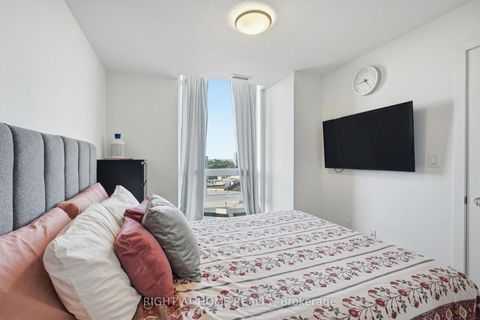Photo 15 at 1012 - 70 Forest Manor Road, Henry Farm, Toronto
