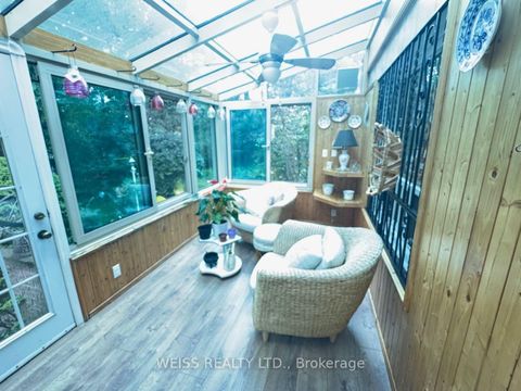 Photo 9 at 31 Aldburn Road, Forest Hill North, Toronto
