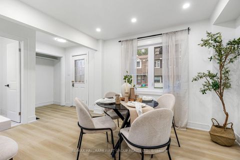 Photo 5 at 75 - 270 Timberbank Boulevard, L'Amoreaux, Toronto