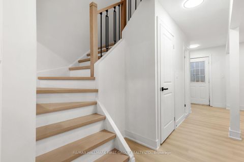 Photo 9 at 75 - 270 Timberbank Boulevard, L'Amoreaux, Toronto