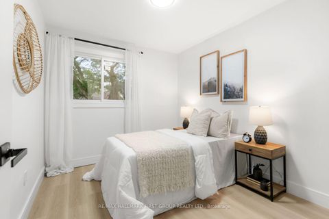 Photo 14 at 75 - 270 Timberbank Boulevard, L'Amoreaux, Toronto