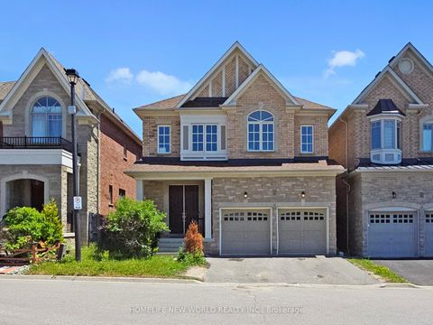 Photo 1 at 54 Thornapple Lane, Oak Ridges Lake Wilcox, Richmond Hill