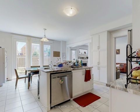 Photo 7 at 54 Thornapple Lane, Oak Ridges Lake Wilcox, Richmond Hill