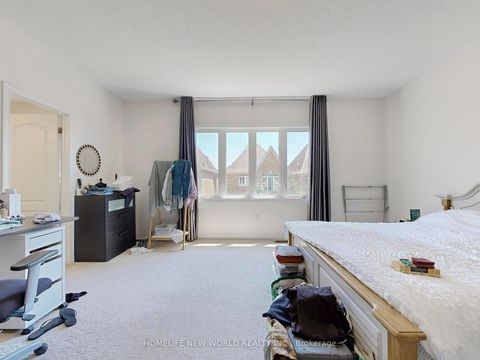 Photo 15 at 54 Thornapple Lane, Oak Ridges Lake Wilcox, Richmond Hill
