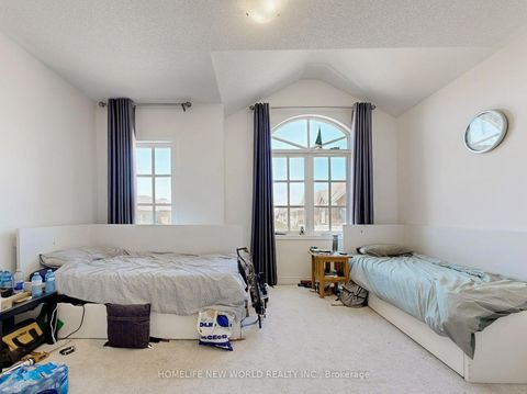 Photo 18 at 54 Thornapple Lane, Oak Ridges Lake Wilcox, Richmond Hill