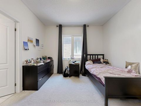 Photo 21 at 54 Thornapple Lane, Oak Ridges Lake Wilcox, Richmond Hill