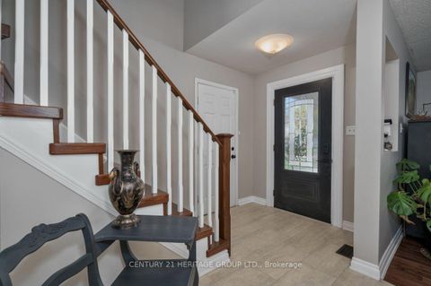 Photo 4 at 1919 Applewood Avenue, Alcona, Innisfil