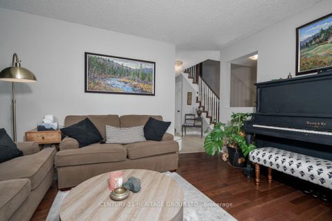 Photo 6 at 1919 Applewood Avenue, Alcona, Innisfil