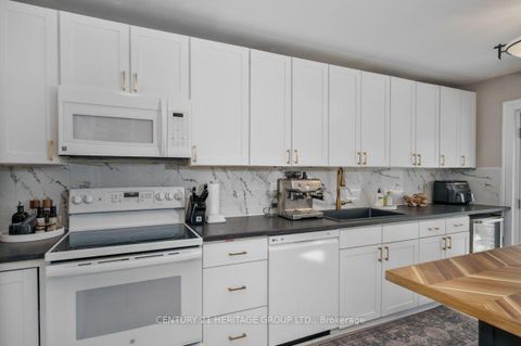Photo 10 at 1919 Applewood Avenue, Alcona, Innisfil