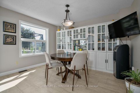 Photo 16 at 1919 Applewood Avenue, Alcona, Innisfil