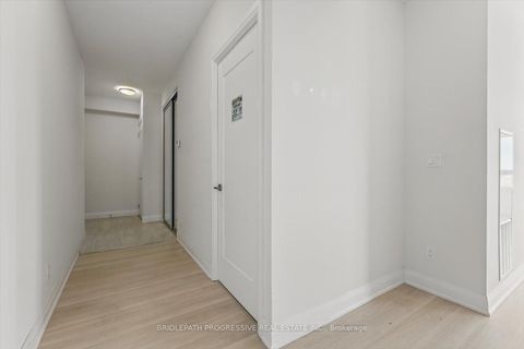 Photo 5 at 1502 - 398 Highway 7, Doncrest, Richmond Hill