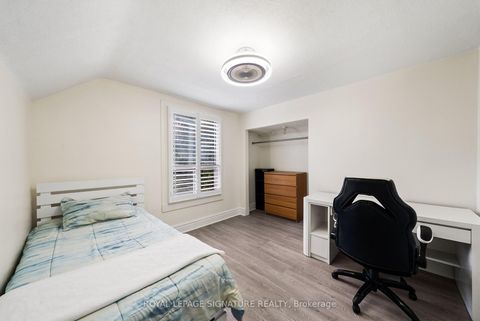 Photo 22 at 122 Duvernet Avenue, Danforth, Toronto
