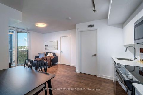 Photo 7 at 427 - 30 Tretti Way, Clanton Park, Toronto