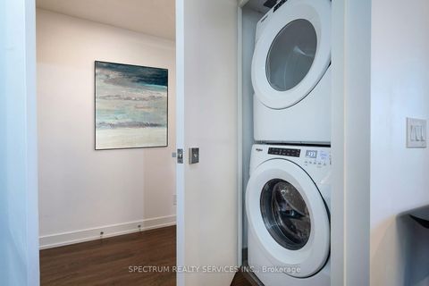 Photo 18 at 427 - 30 Tretti Way, Clanton Park, Toronto