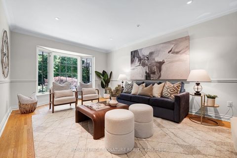 Photo 4 at 122 Fenn Avenue, Windfields, Toronto