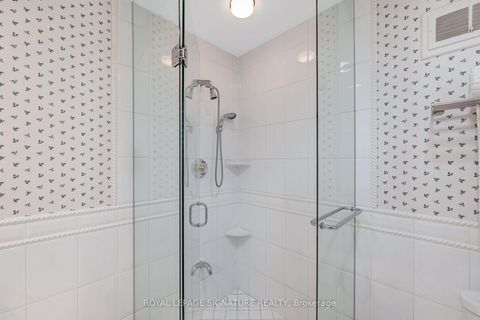 Photo 21 at 122 Fenn Avenue, Windfields, Toronto