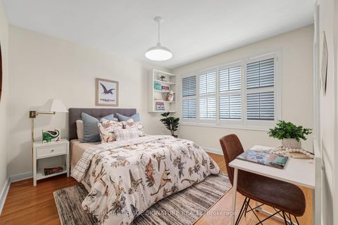 Photo 27 at 122 Fenn Avenue, Windfields, Toronto