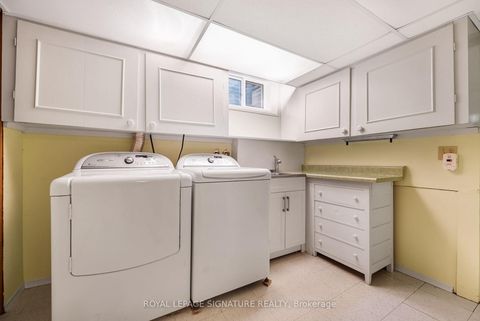 Photo 33 at 122 Fenn Avenue, Windfields, Toronto